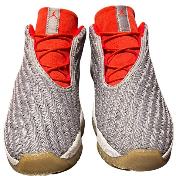 Air Jordan Future Low Wolf Grey‎ Infrared Low Top Sneakers Shoes US 9.5 EU 43 - Picture 1 of 16